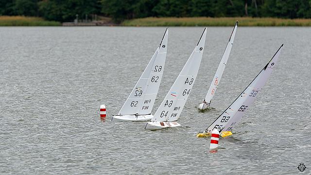 10 DSC1585