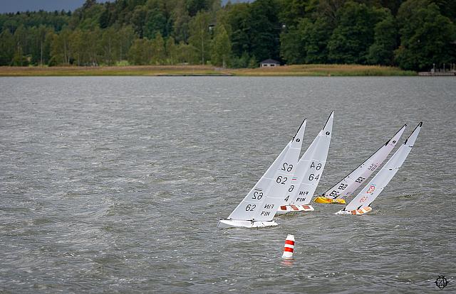 48 DSC2177