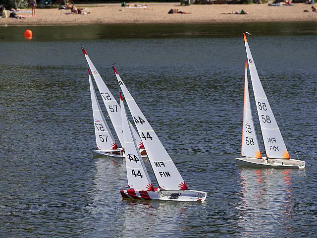 14-P8164431